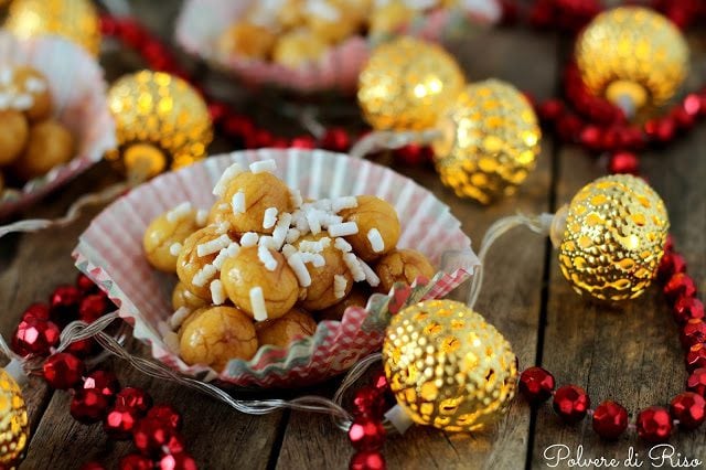 struffoli al forno