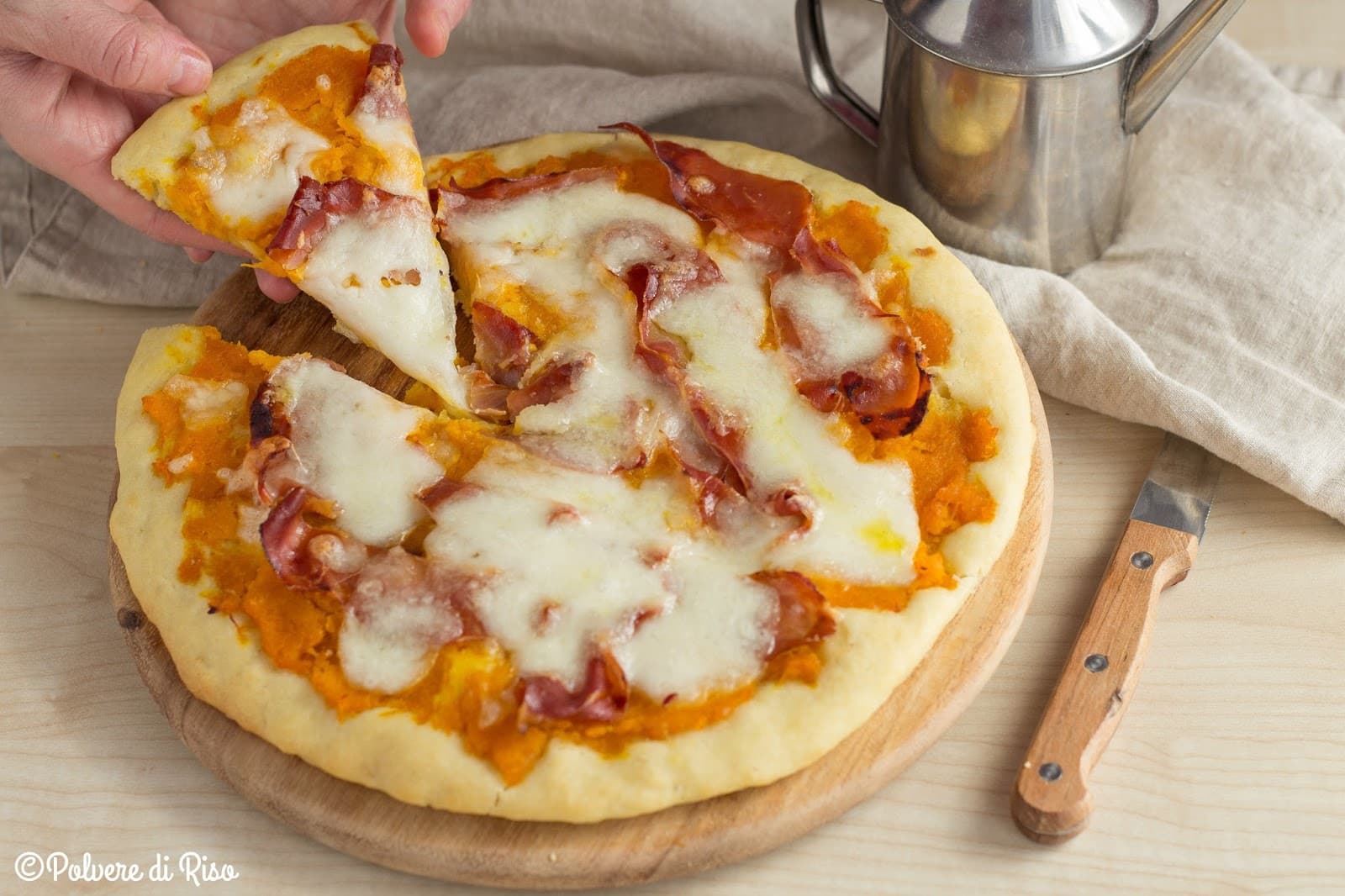 Pizza veloce senza lievitazione - Polvere di Riso