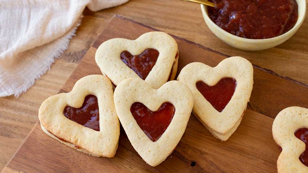 Biscotti a cuore di marmellata SITO 2