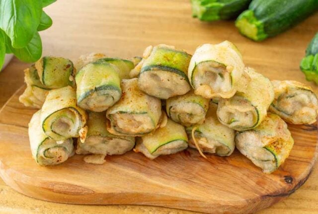 Involtini di zucchine croccanti